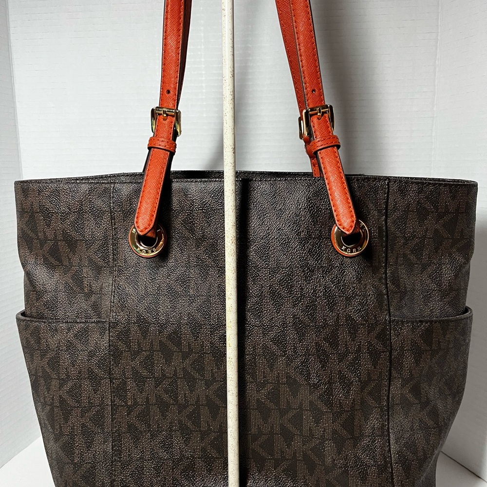 Michael Kors Jet Set Logo Tote - Brown - Picture 3 of 10